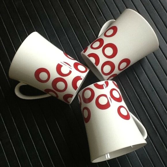 3 Mikasa 10-oz Red & White ⭕️ CIRCLE CHIC ⭕️ Mugs - Picture 1 of 8